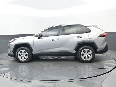 Used 2024 Toyota RAV4 LE image 21