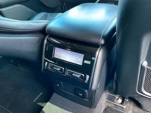 Used 2021 Lincoln Aviator Reserve w/ Equipment Group 208A image 33