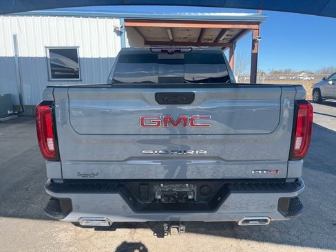 Used 2024 GMC Sierra 1500 AT4 w/ Technology Package image 5
