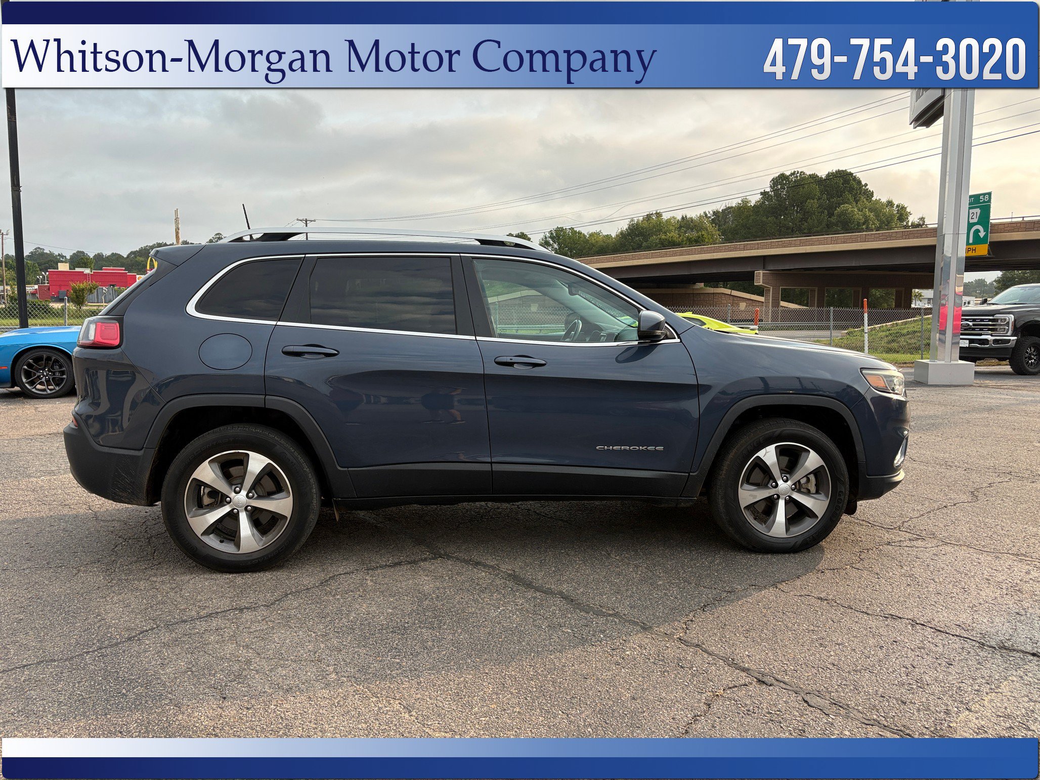 Used 2020 Jeep Cherokee Limited w/ Trailer Tow Group AWD/4WD image 4