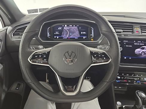 Used 2022 Volkswagen Tiguan SEL R-Line image 1