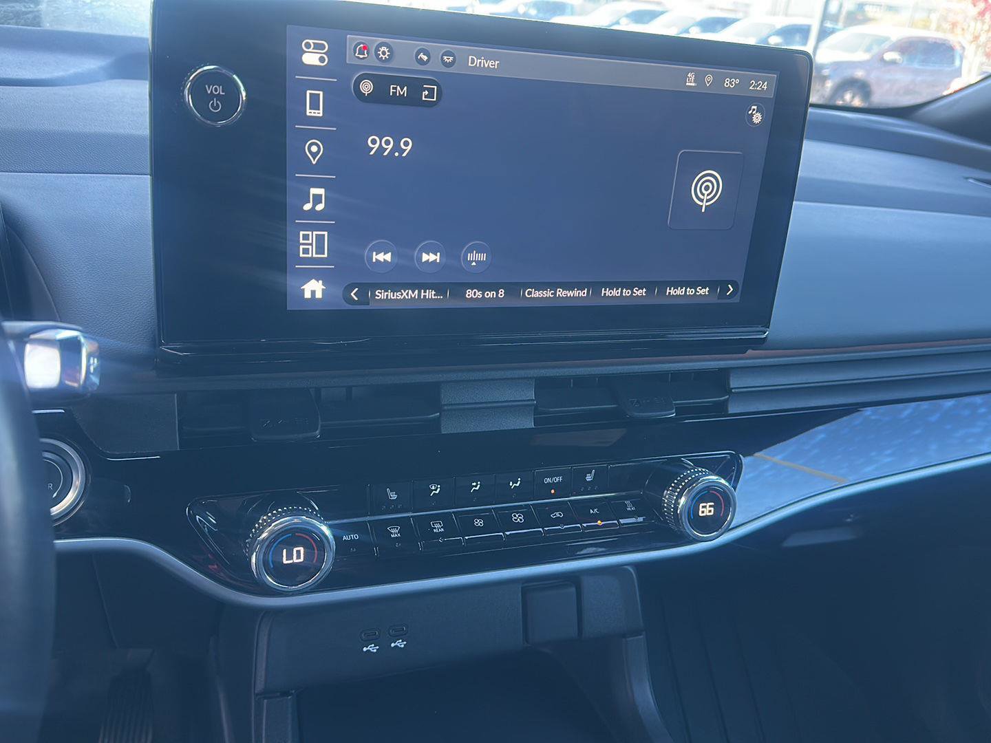 Used 2025 Honda Prologue Touring image 16