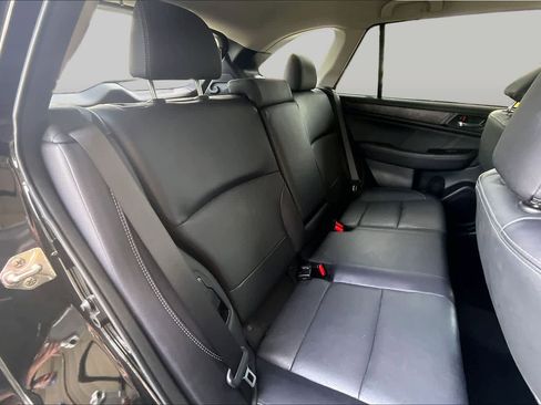 Used 2018 Subaru Outback 3.6R Limited AWD/4WD image 20