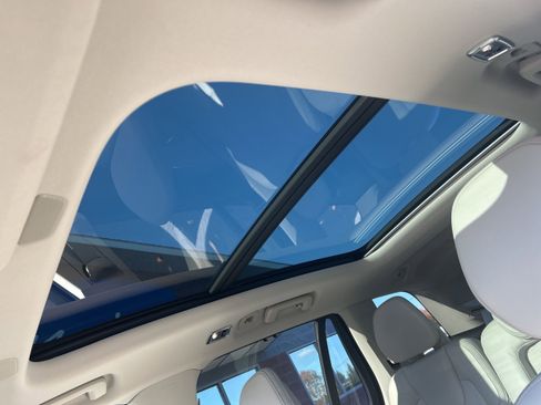 Used 2021 Volvo XC90 T6 Inscription w/ Advanced Package image 17