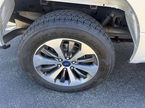 Used 2019 Ford F150 XL w/ Equipment Group 101A Mid AWD/4WD image 26