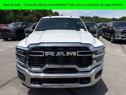 Used 2026 RAM 2500 Big Horn AWD/4WD image 8