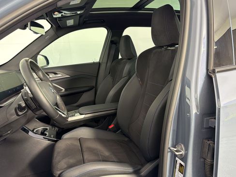 Used 2023 BMW X1 xDrive28i w/ Premium Package AWD/4WD image 5