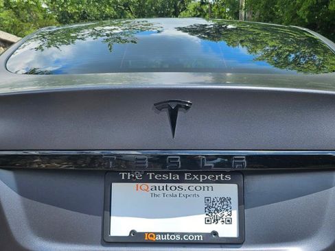 Used 2022 Tesla Model S AWD/4WD image 29