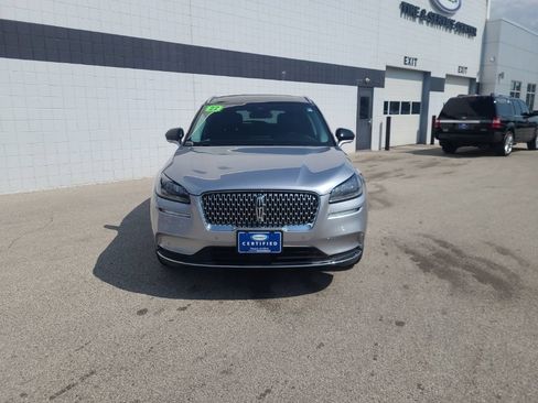 Used 2022 Lincoln Corsair AWD w/ Premium Package image 9