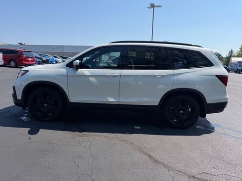 Used 2021 Honda Pilot Black Edition image 10