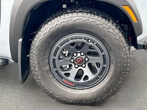 New 2026 Nissan Frontier PRO-4X w/ Tow Package AWD/4WD image 25