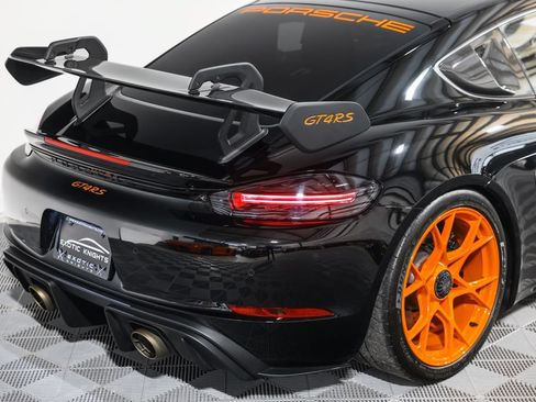 Used 2023 Porsche 718 Cayman GT4 RS RWD image 9