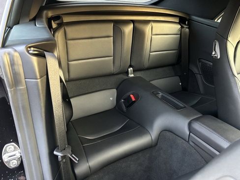 Certified 2017 Porsche 911 Carrera 4S image 22