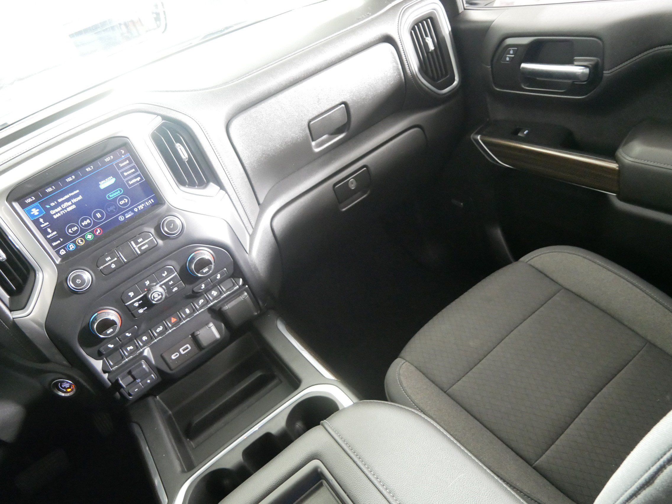 Certified 2020 Chevrolet Silverado 1500 RST AWD/4WD image 11