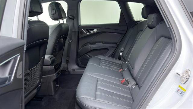 Used 2023 Audi Q4 e-tron Premium Plus w/ Premium Plus RWD image 17
