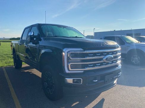 Used 2024 Ford F250 Platinum AWD/4WD image 4
