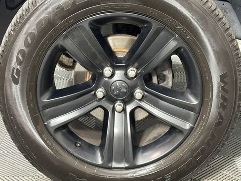 Used 2021 RAM 1500 Warlock w/ Luxury Group AWD/4WD image 12