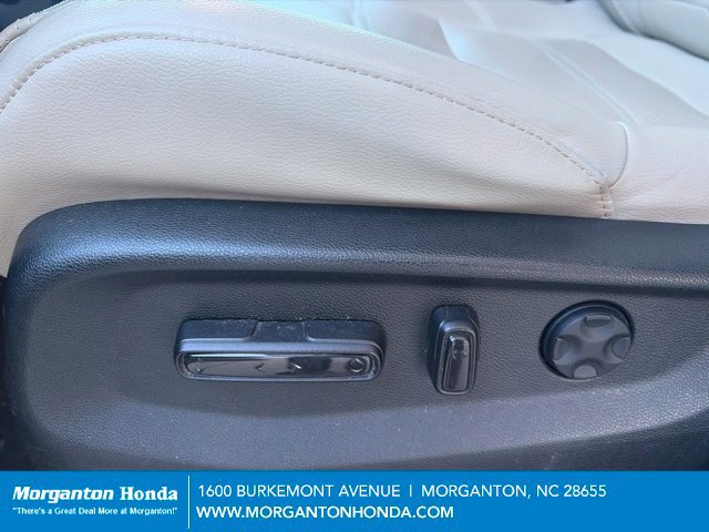 Used 2020 Honda CR-V Touring image 11