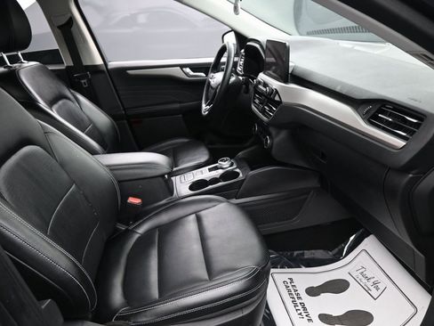 Used 2022 Ford Escape SEL w/ Technology Package image 36