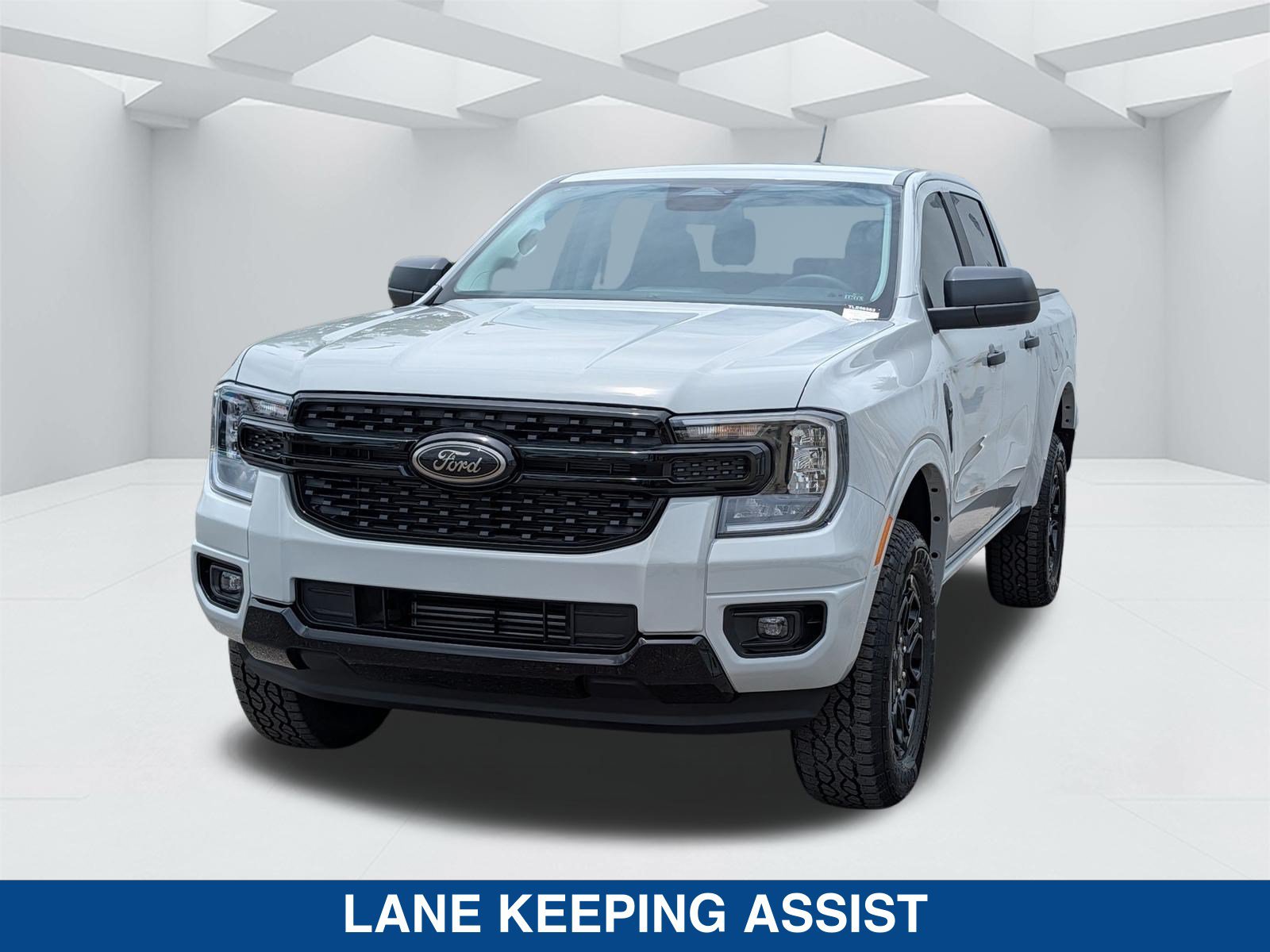 New 2026 Ford Ranger XLT w/ Black Appearance Package RWD image 9