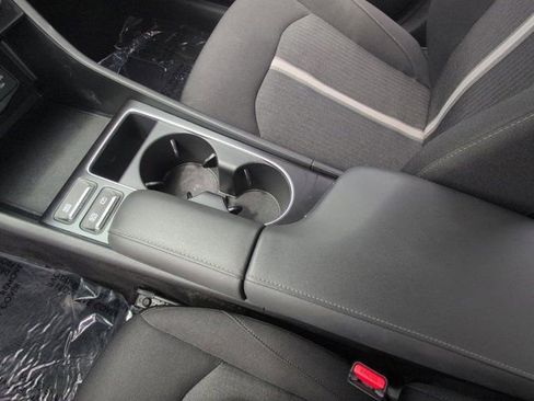 Used 2025 Hyundai Sonata SEL FWD image 23