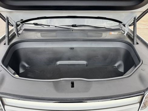 Used 2023 Rivian R1S Adventure AWD/4WD image 13