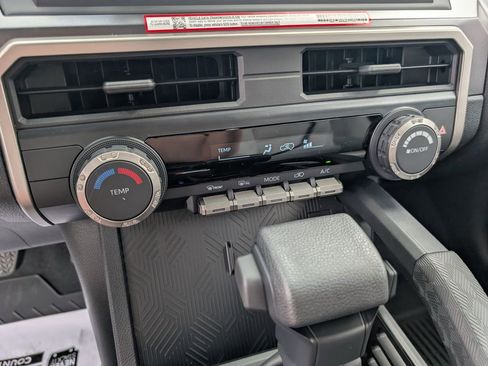 New 2026 Toyota 4Runner SR5 image 15