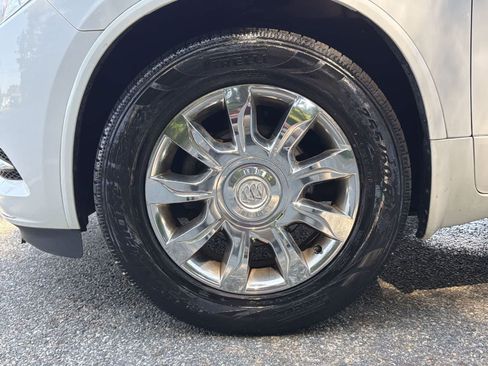 Used 2017 Buick Enclave Premium AWD/4WD image 16