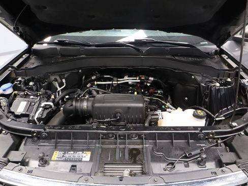 Certified 2023 Ford Explorer XLT w/ Equipment Group 202A image 15