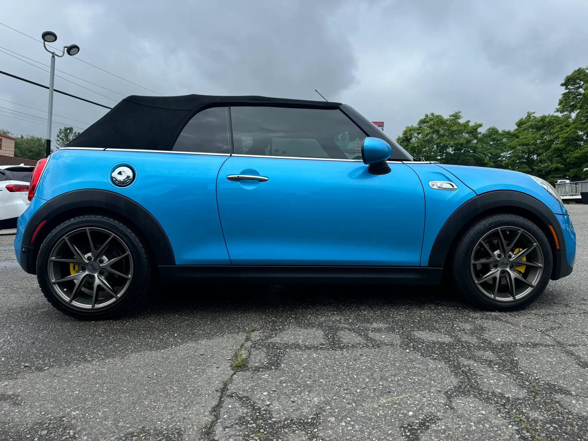 Used 2016 MINI Cooper S FWD image 4