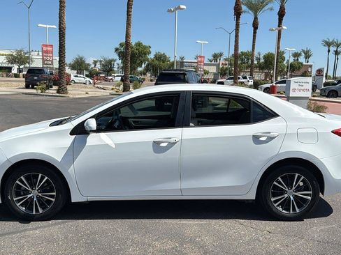 Used 2016 Toyota Corolla LE FWD image 5