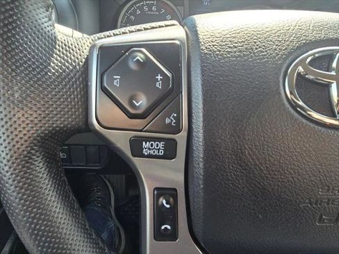 Certified 2023 Toyota Tacoma SR5 AWD/4WD image 20