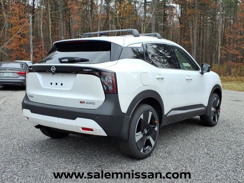 New 2026 Nissan Kicks SR w/ Cold Weather Package AWD/4WD image 7