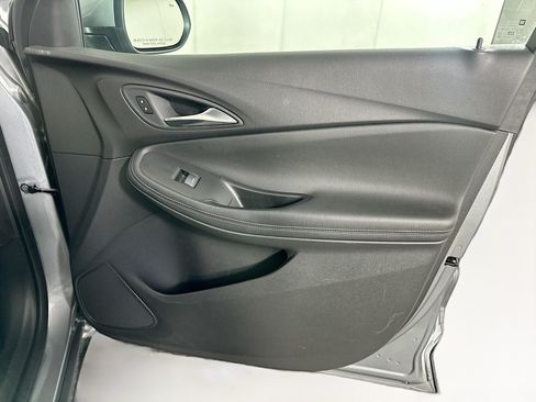 Used 2025 Buick Encore GX Preferred FWD image 30