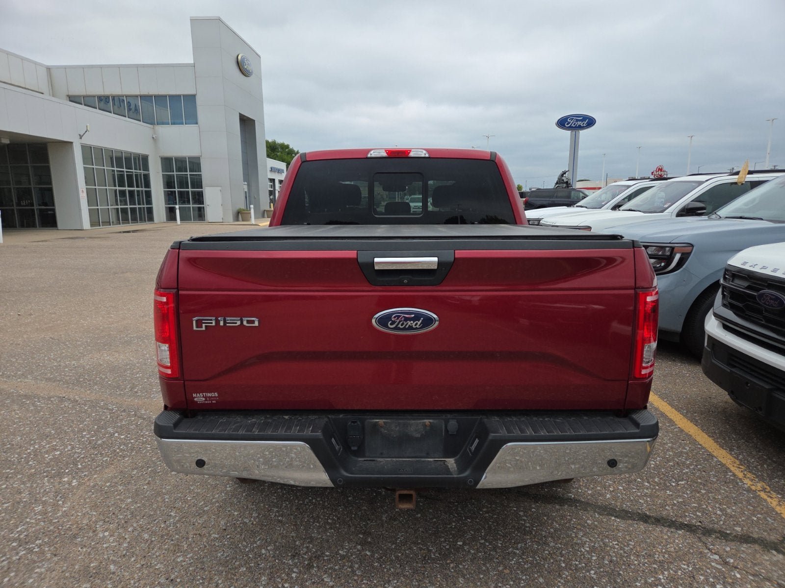 Used 2017 Ford F150 XLT w/ Equipment Group 302A Luxury AWD/4WD image 4