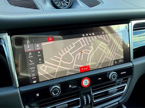 New 2026 Porsche Macan S image 34