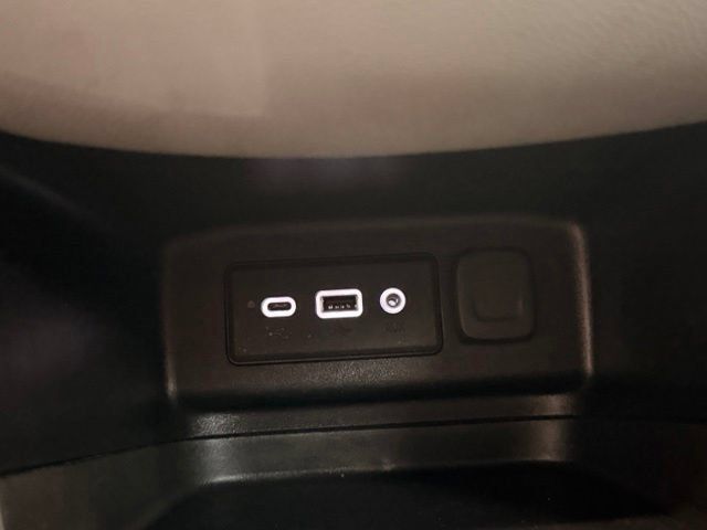 Used 2022 Chevrolet Equinox LT FWD image 16