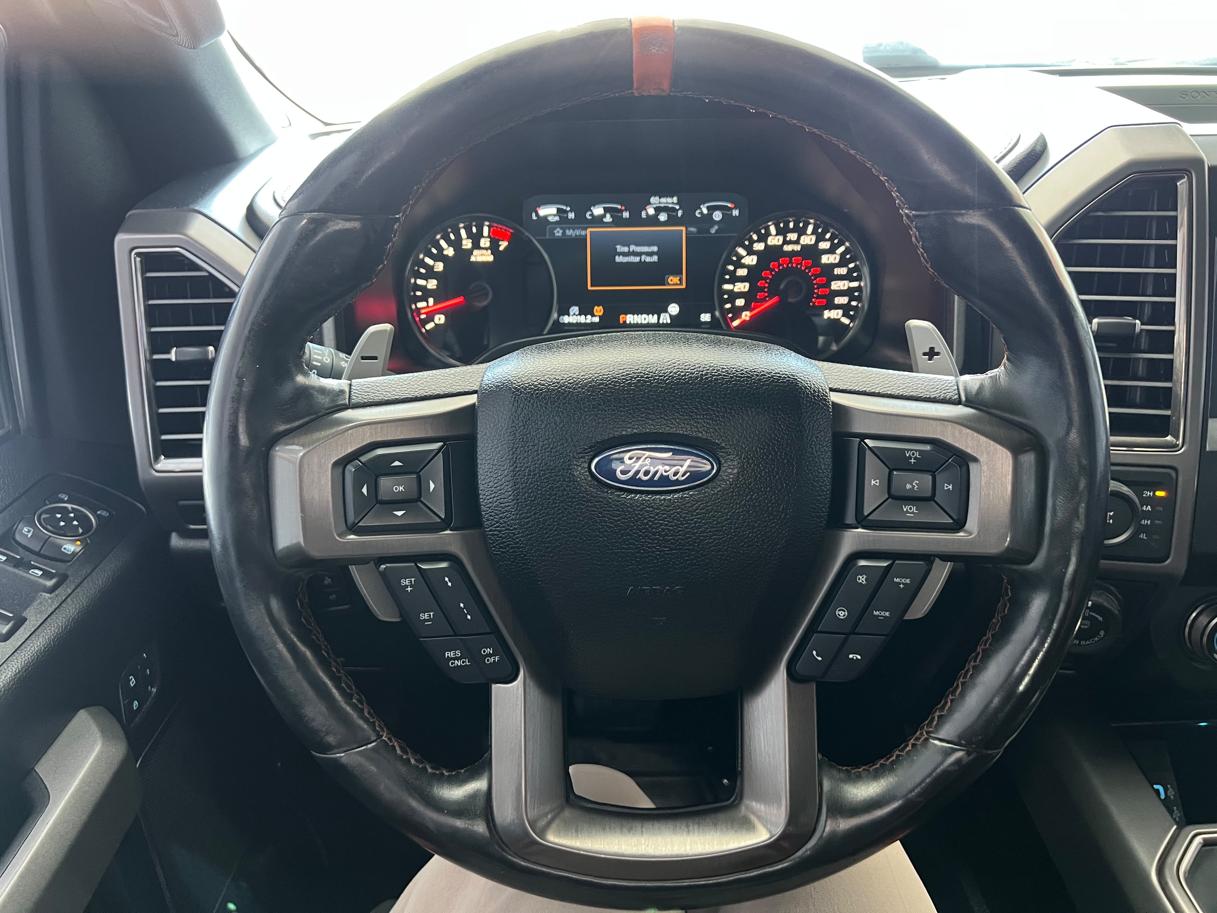 Used 2017 Ford F150 Raptor w/ Equipment Group 802A Luxury AWD/4WD image 20