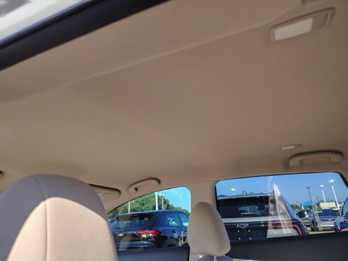 Used 2015 Nissan Murano S FWD image 15