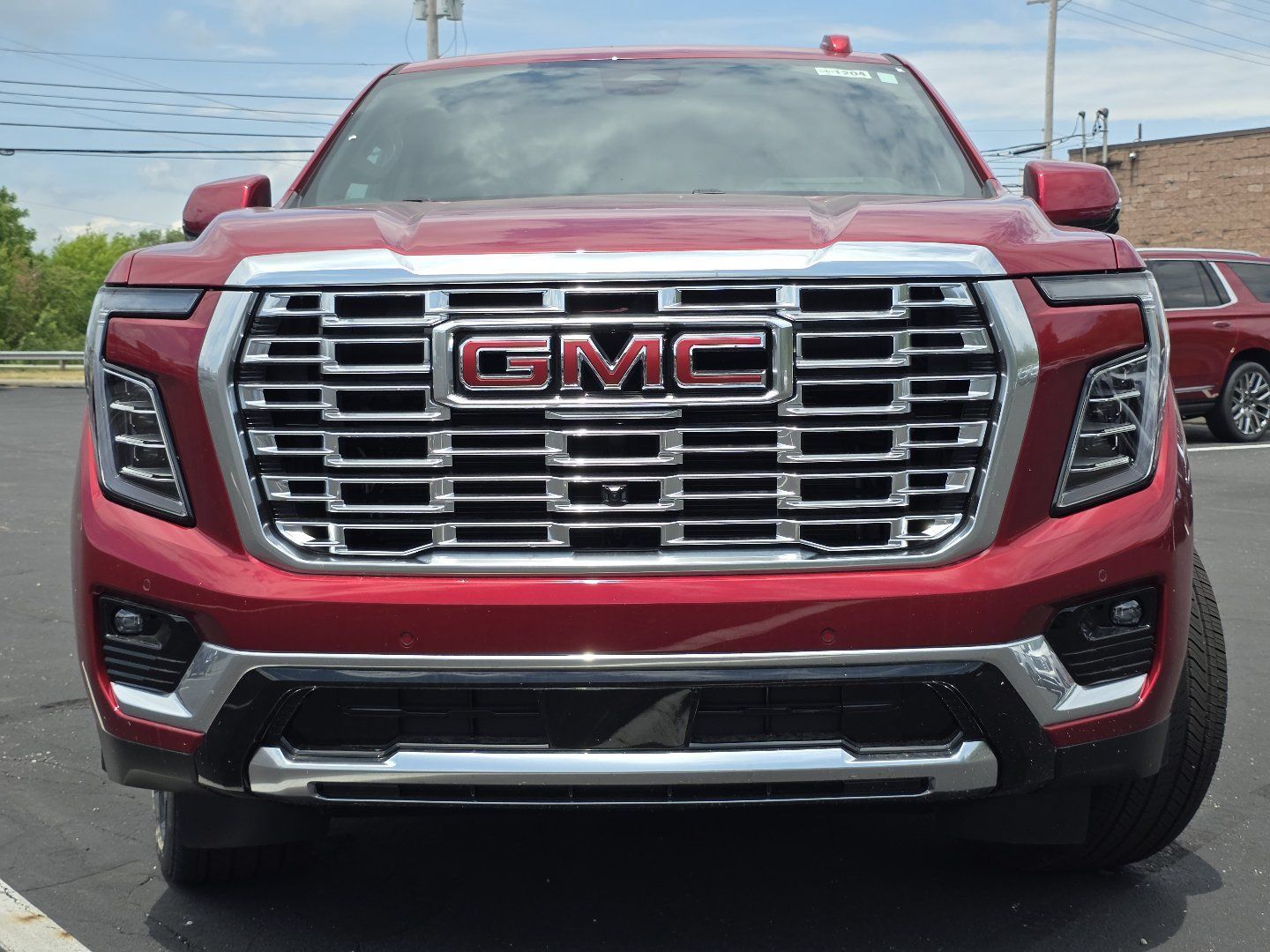 New 2026 GMC Yukon Denali w/ Denali Reserve Package AWD/4WD image 14