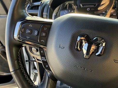 Certified 2025 RAM 1500 Limited image 18