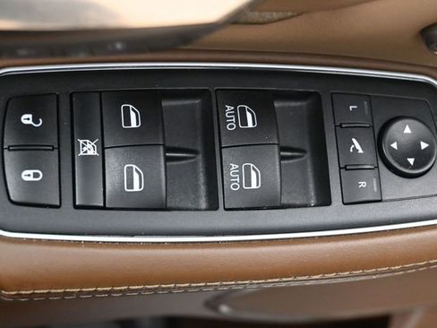 Used 2020 RAM 1500 Limited image 12