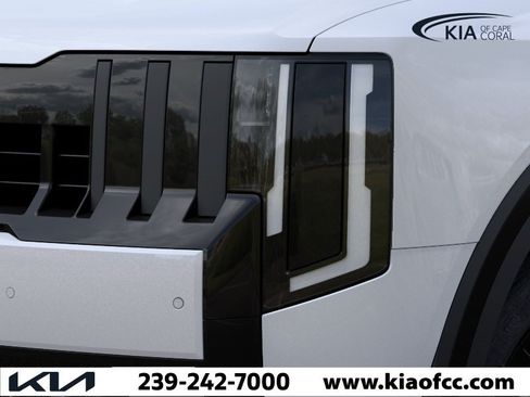 New 2027 Kia Telluride LX FWD image 10