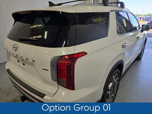 Used 2024 Hyundai Palisade Limited AWD/4WD image 6