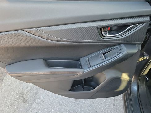 Used 2022 Subaru Crosstrek 2.5i Limited w/ Moonroof Package 2 image 11