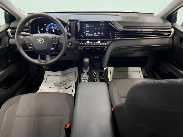 Used 2025 Toyota Camry LE FWD image 16