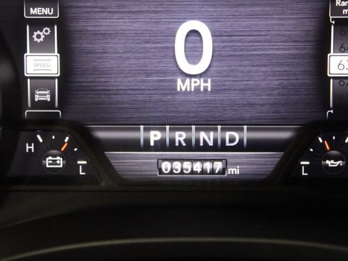 Used 2023 RAM 1500 Laramie AWD/4WD image 4
