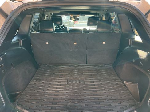 Used 2015 Jeep Grand Cherokee Altitude image 8