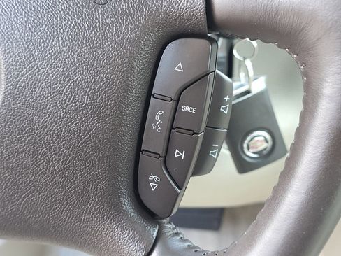 Used 2009 Cadillac DTS image 31