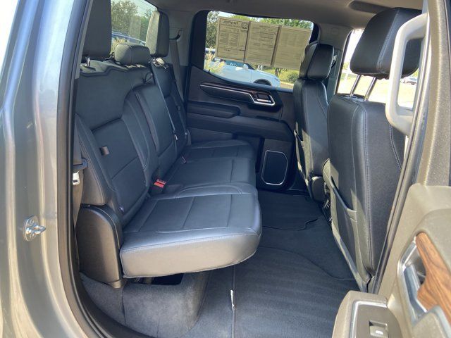 Used 2025 GMC Sierra 1500 SLT AWD/4WD image 14